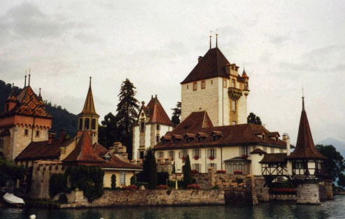 Schloss Oberhofen am Thunerse