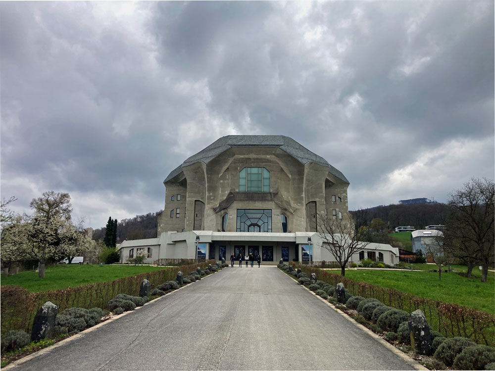 Das Goetheanum in Dornach, Hauptgebäude der Anthroposophie